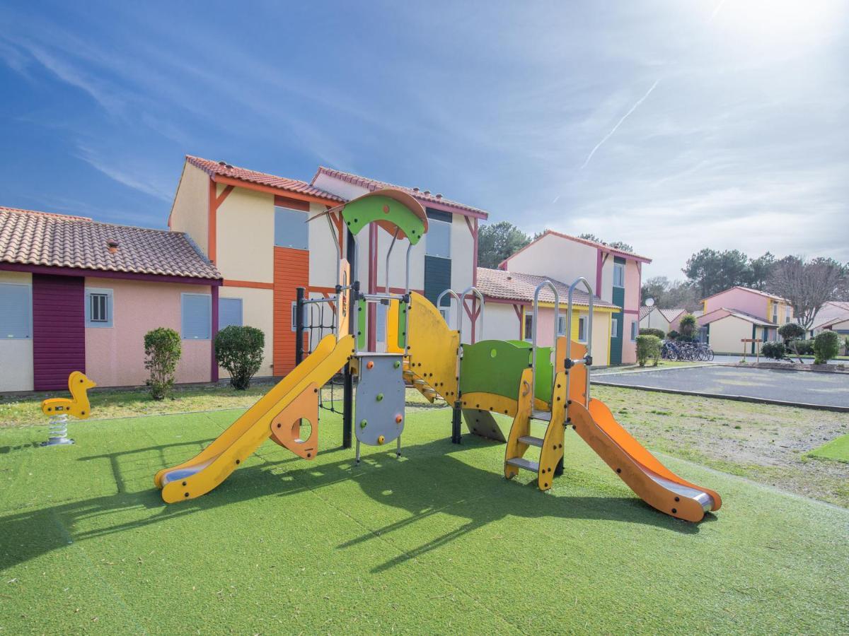 Vacanceole - Les Villas Du Lac Сустон Экстерьер фото