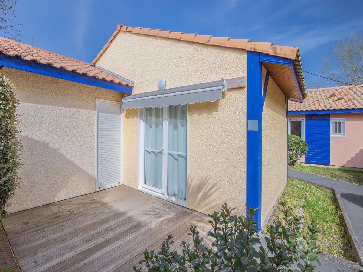 Vacanceole - Les Villas Du Lac Сустон Экстерьер фото